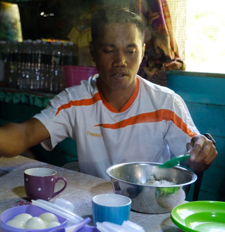 Mohd Sapri Sapran taking his breakfast.